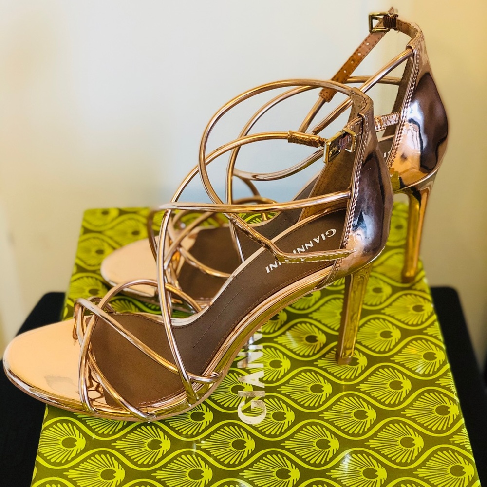 Shoes - Picture 2 of 4